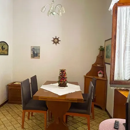 Appartement Ferro Historic - Centralissimo - 100mt Dal Mare Anzio